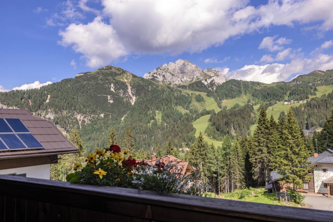 Almhuetten Sonnblick & Almfried Sonnenalpe Nassfeld Exteriör bild